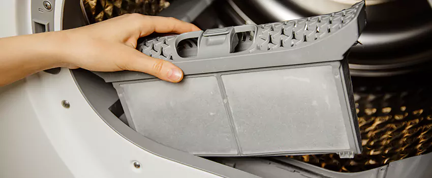 Signs Of A Clogged Dryer Lint Trap in Burnsville, Minnesota